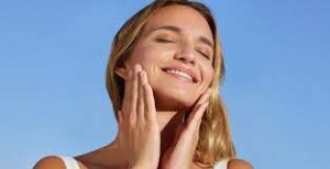 Expert-Tips-for-Managing-Oily-Skin