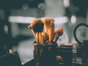 Clean makeup brushes for healthy skin
